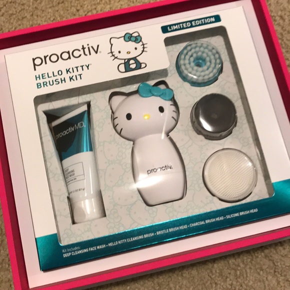 Hello Kitty Other - Hello Kitty Proactiv Brush Kit - Brand New